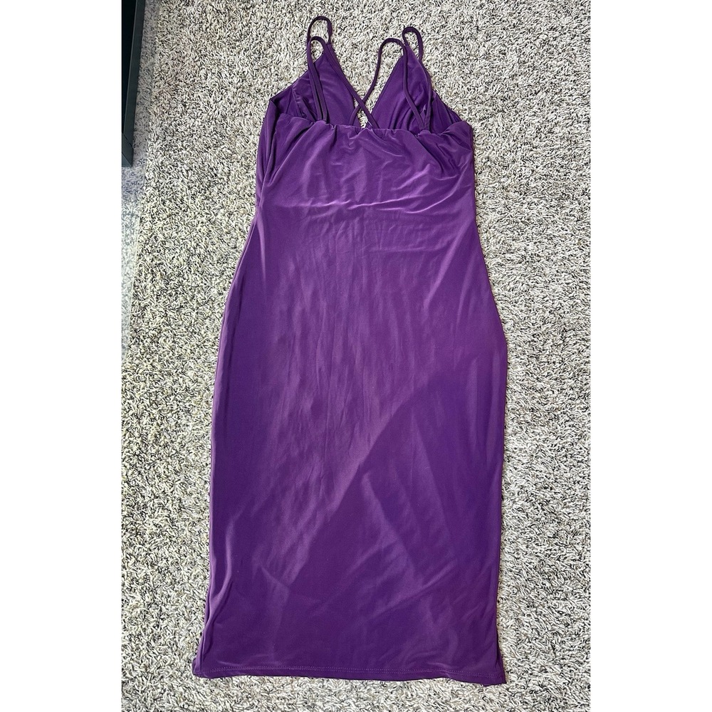 Fashion Nova On Scene Purple Maxi Dress Size Medium Spaghetti Straps - Picture 4 of 6
